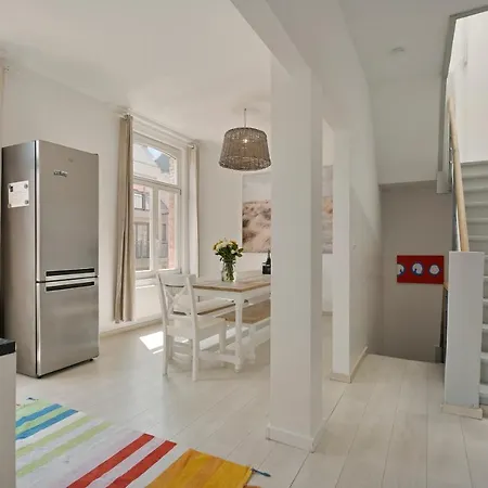 Holiday home Charlemagne 8-10 Persons Blankenberge