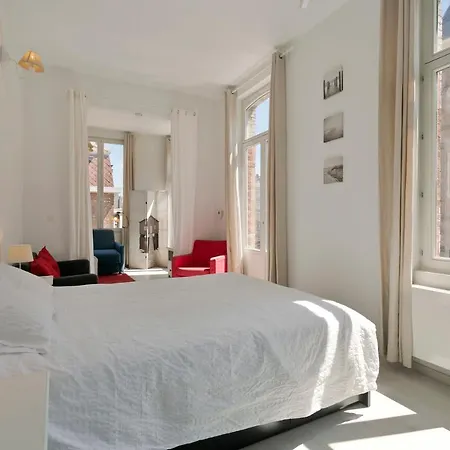 Charlemagne 8-10 Persons Holiday home